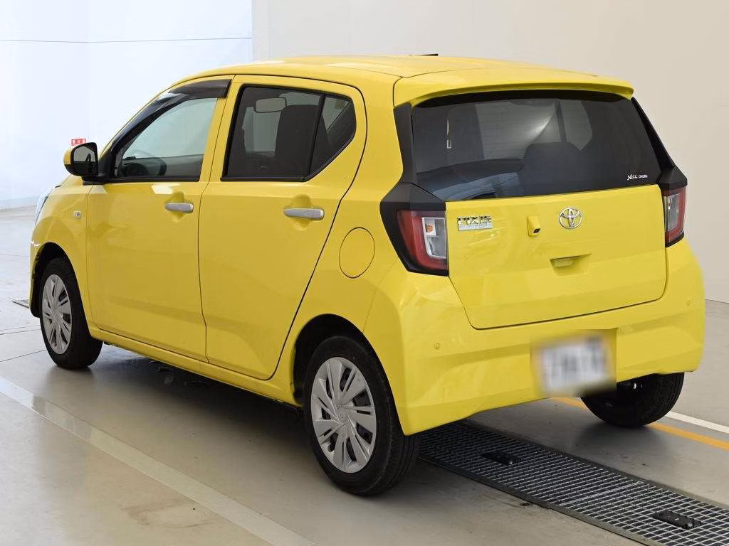 TOYOTA PIXIS EPOCH