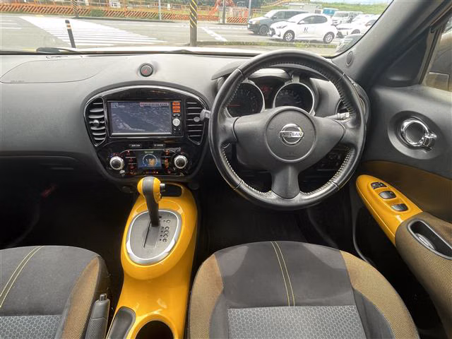 NISSAN JUKE