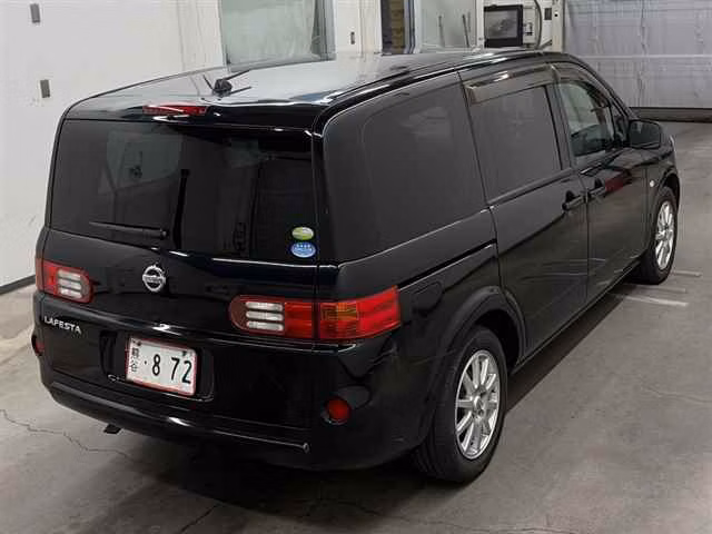 NISSAN LAFESTA