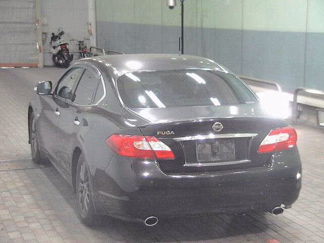 NISSAN FUGA