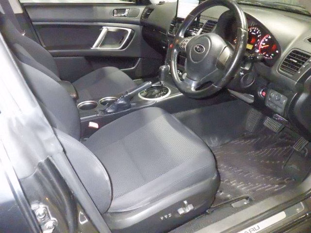 SUBARU LEGACY