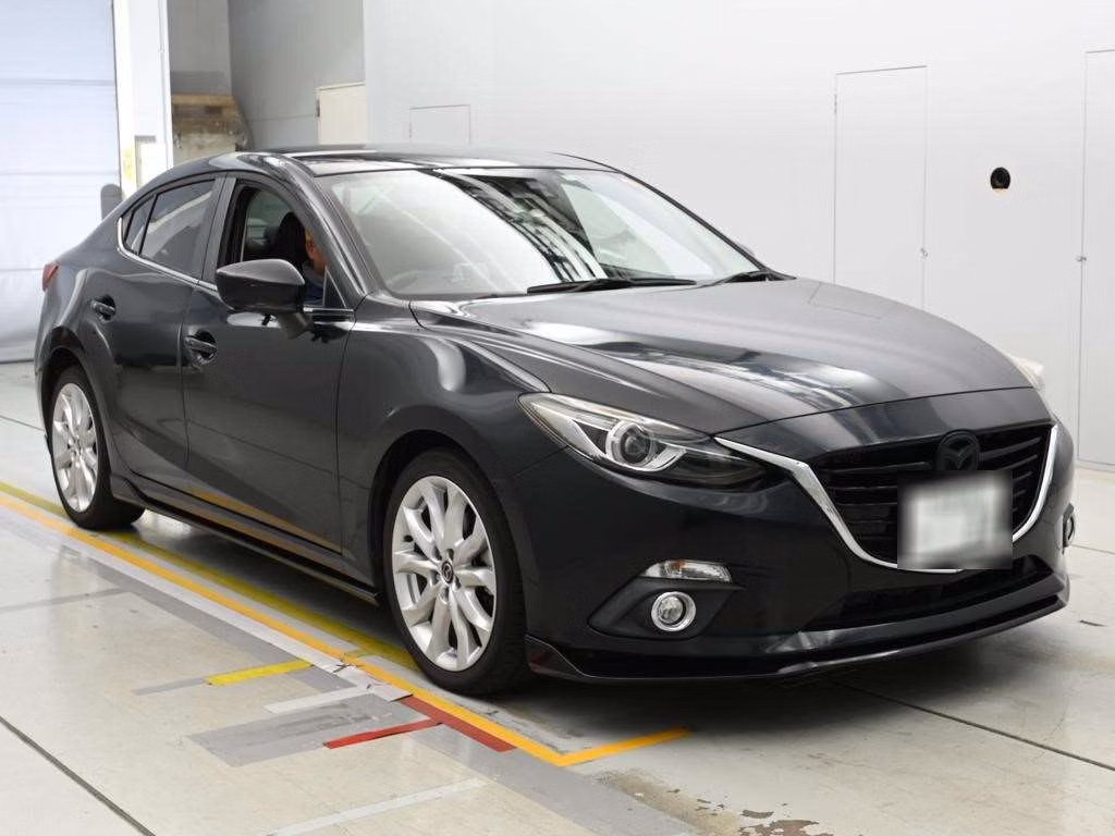 MAZDA AXELA