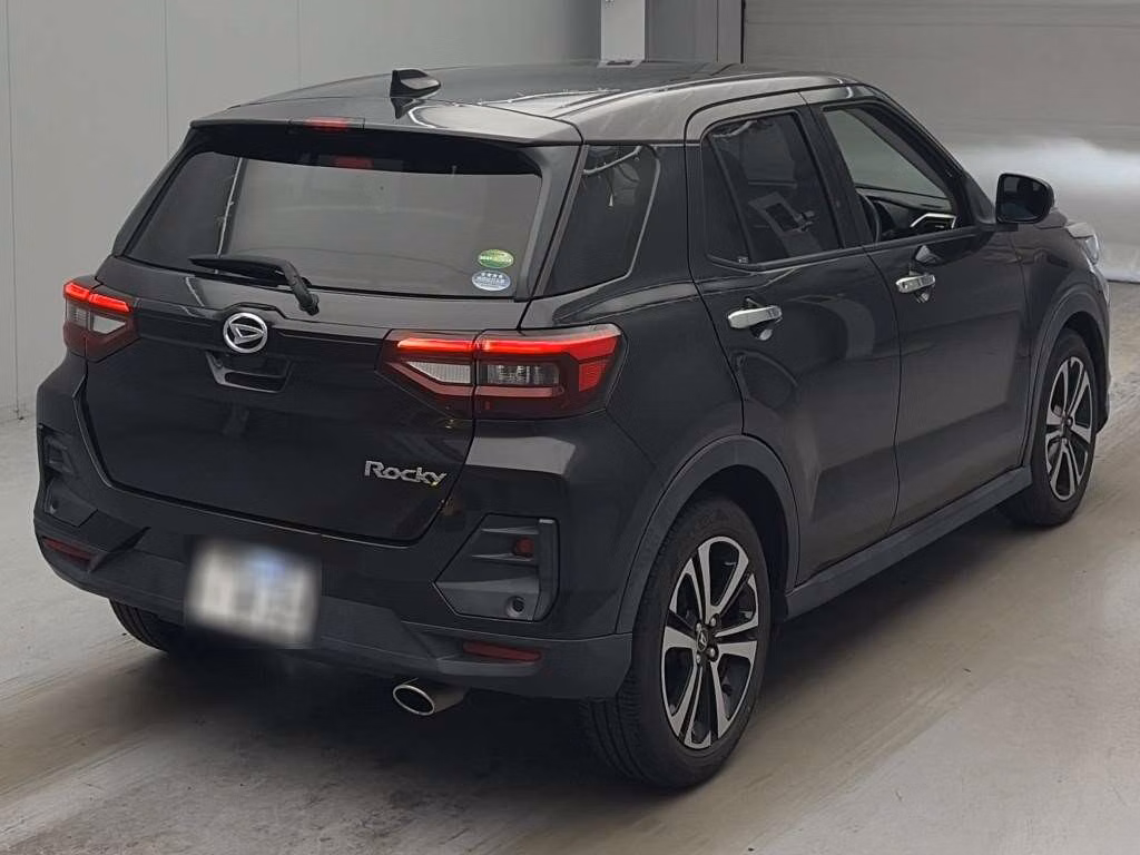 DAIHATSU ROCKY