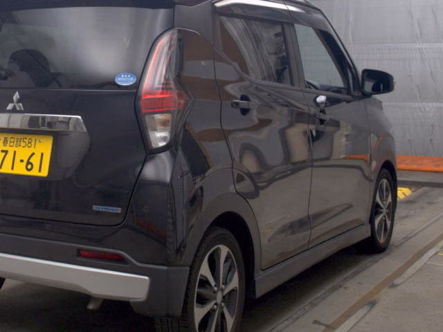MITSUBISHI EK X