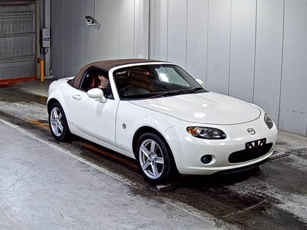 MAZDA ROADSTER