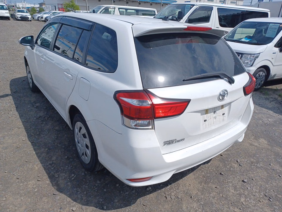 TOYOTA COROLLA FIELDER
