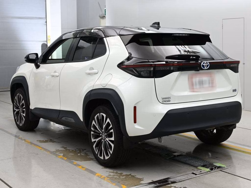 TOYOTA YARIS CROSS
