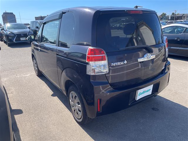 TOYOTA SPADE