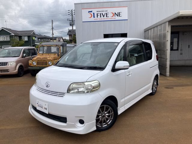 TOYOTA PORTE