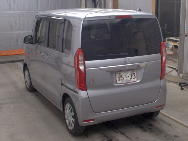 HONDA N-BOX