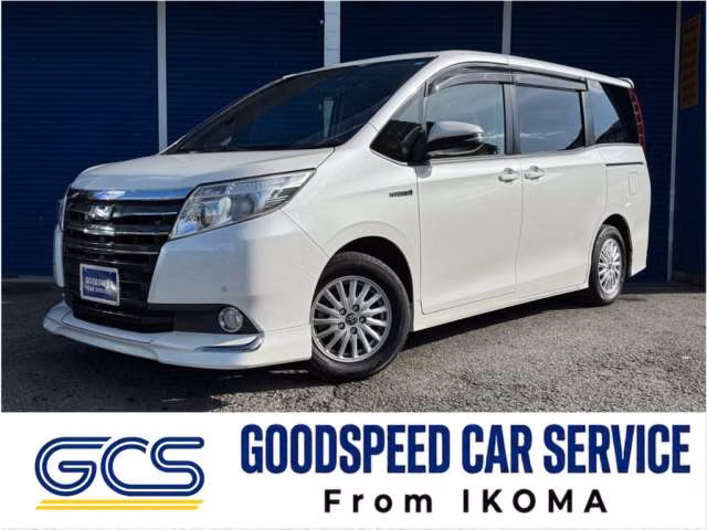 TOYOTA NOAH