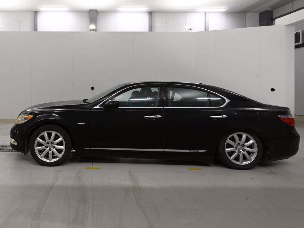 LEXUS LS600H