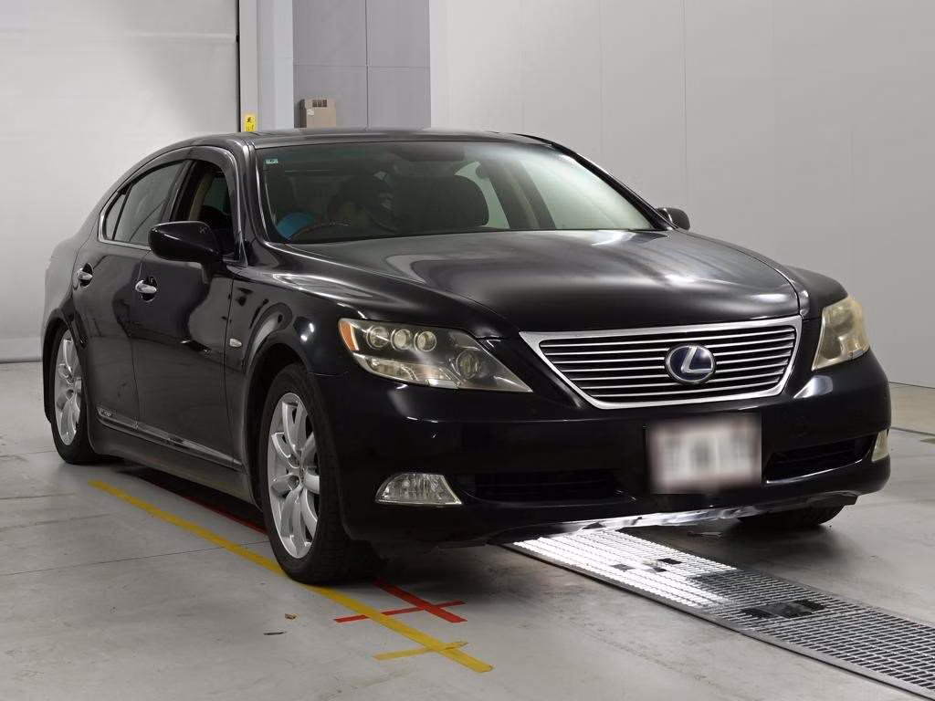 LEXUS LS600H