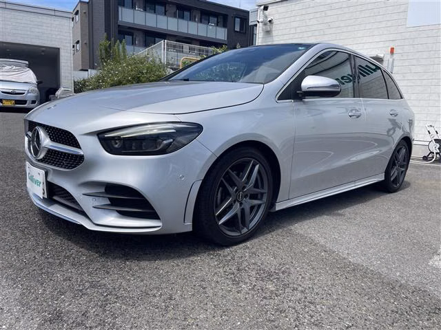 MERCEDES-BENZ B-CLASS