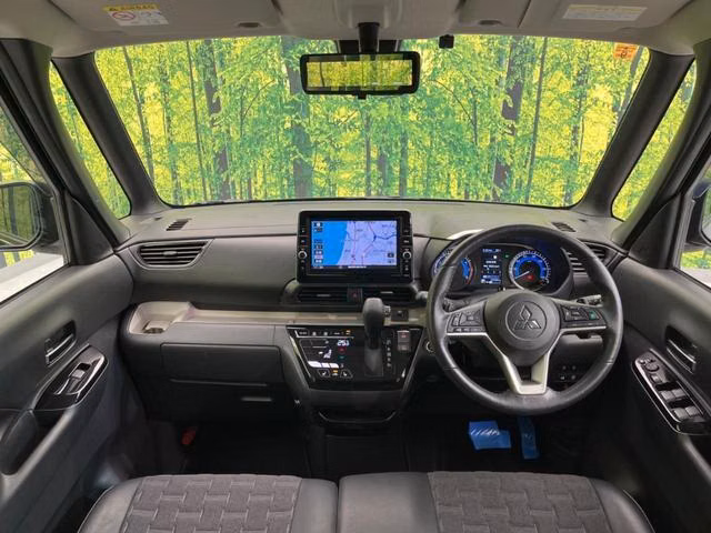 MITSUBISHI DELICA MINI