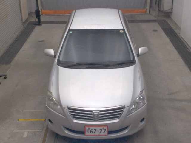 TOYOTA PREMIO