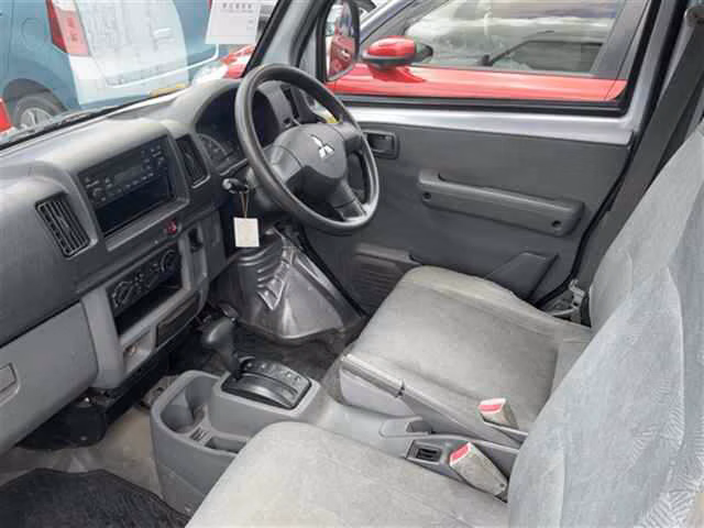 MITSUBISHI MINICAB