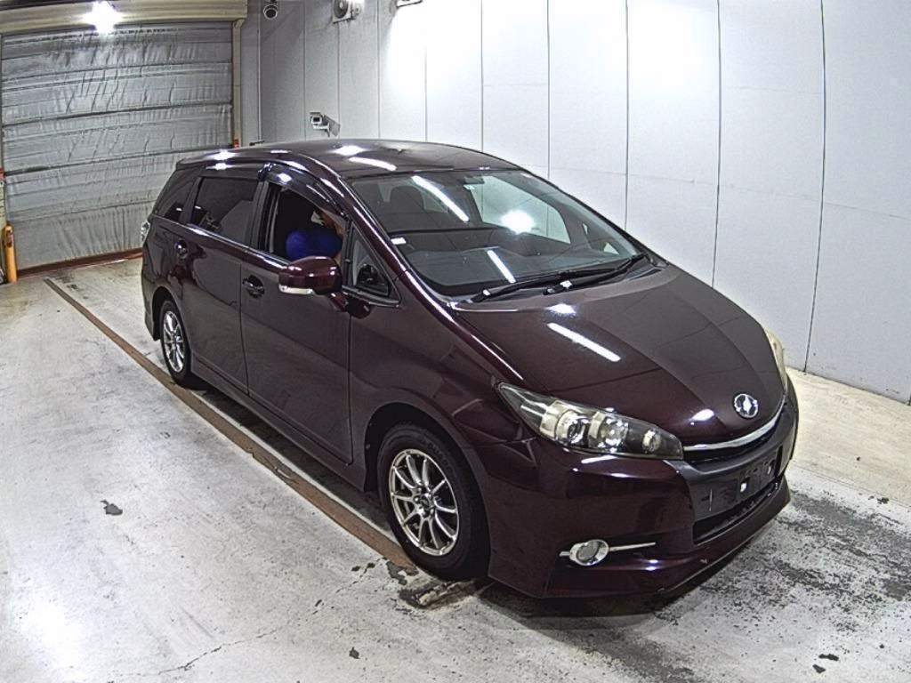 TOYOTA WISH