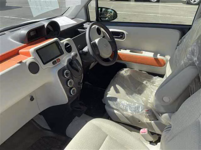 TOYOTA SPADE