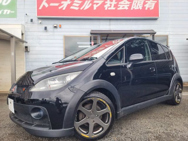 MITSUBISHI COLT