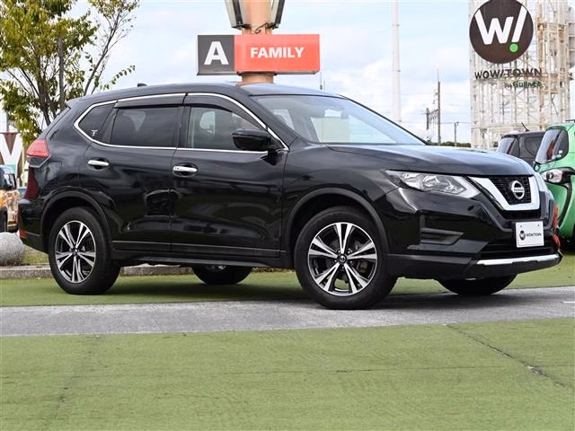 NISSAN X-TRAIL