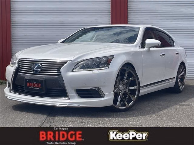 Lexus LS600h