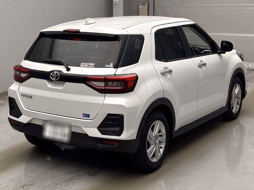 TOYOTA RAIZE