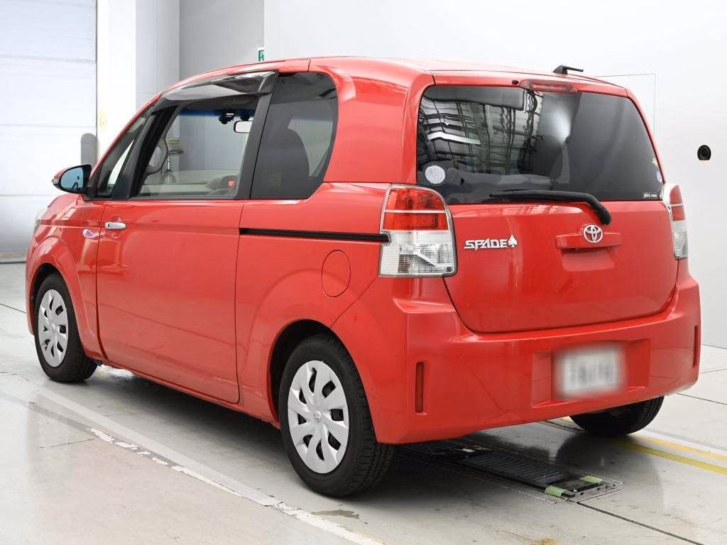TOYOTA SPADE