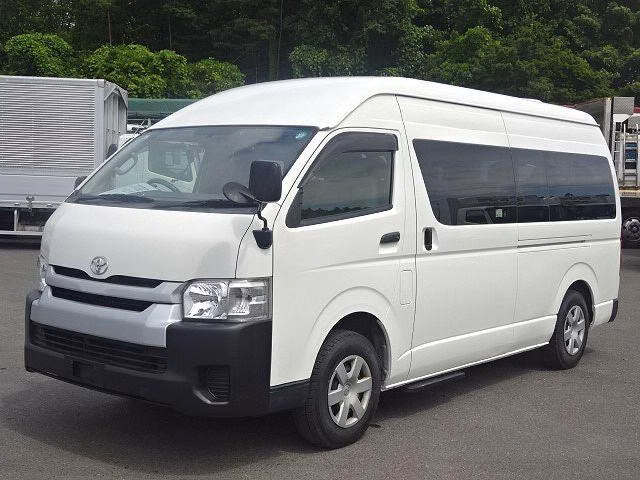 TOYOTA REGIUS ACE