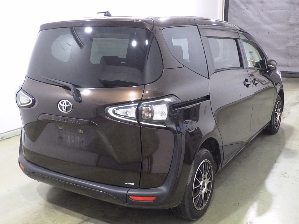 TOYOTA SIENTA