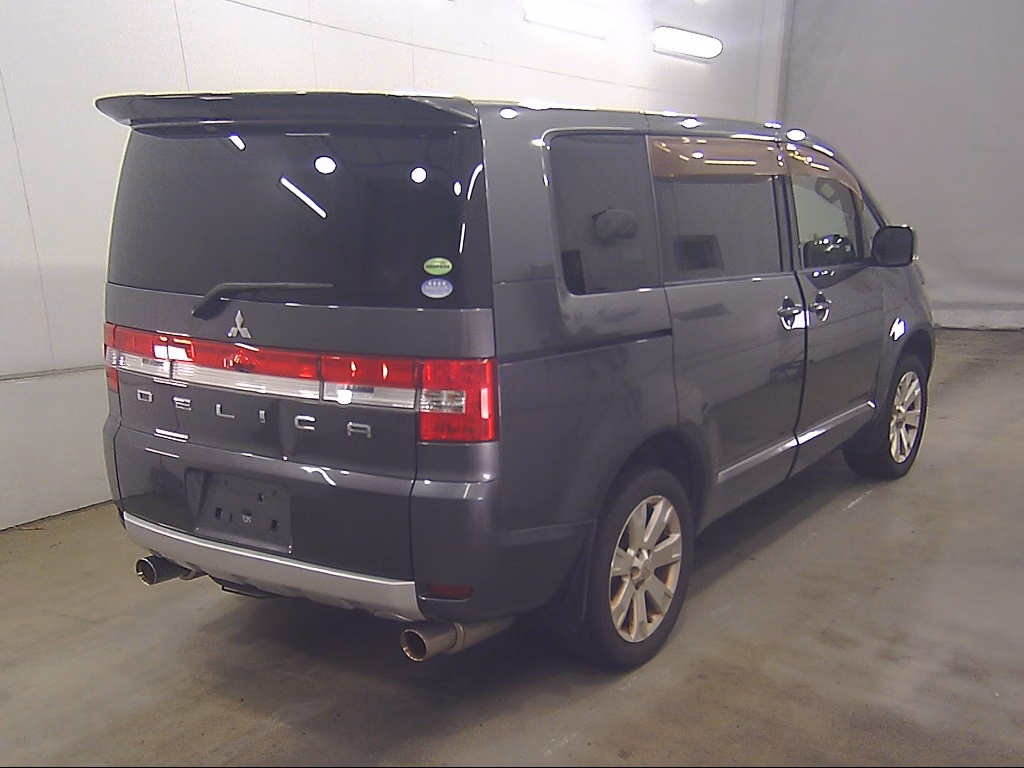 MITSUBISHI DELICA D:5
