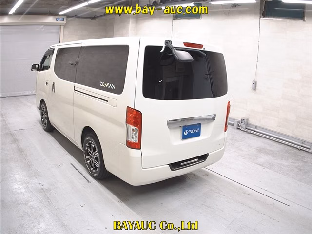 NISSAN NV350 CARAVAN