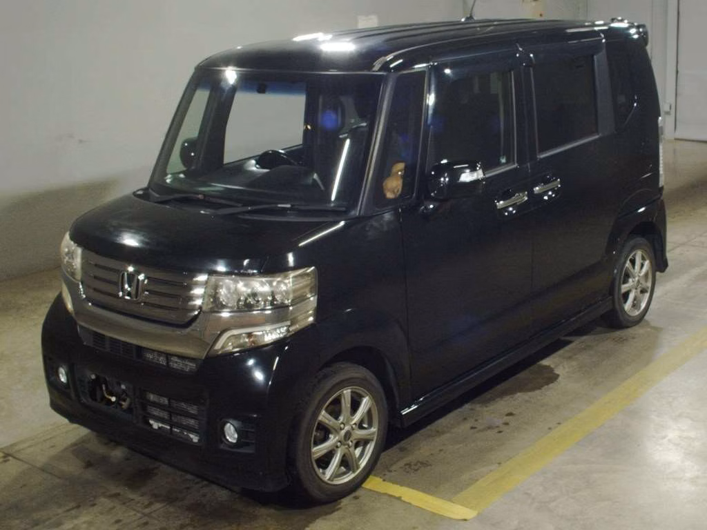HONDA N-BOX