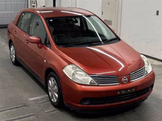 NISSAN TIIDA LATIO