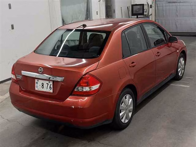 NISSAN TIIDA LATIO