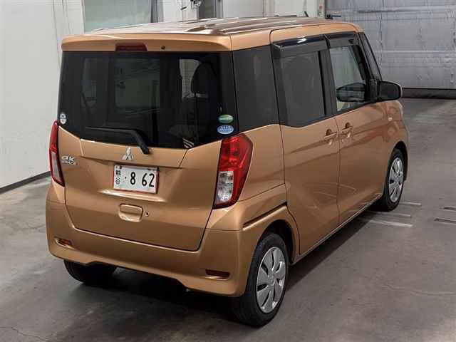 MITSUBISHI EK SPACE