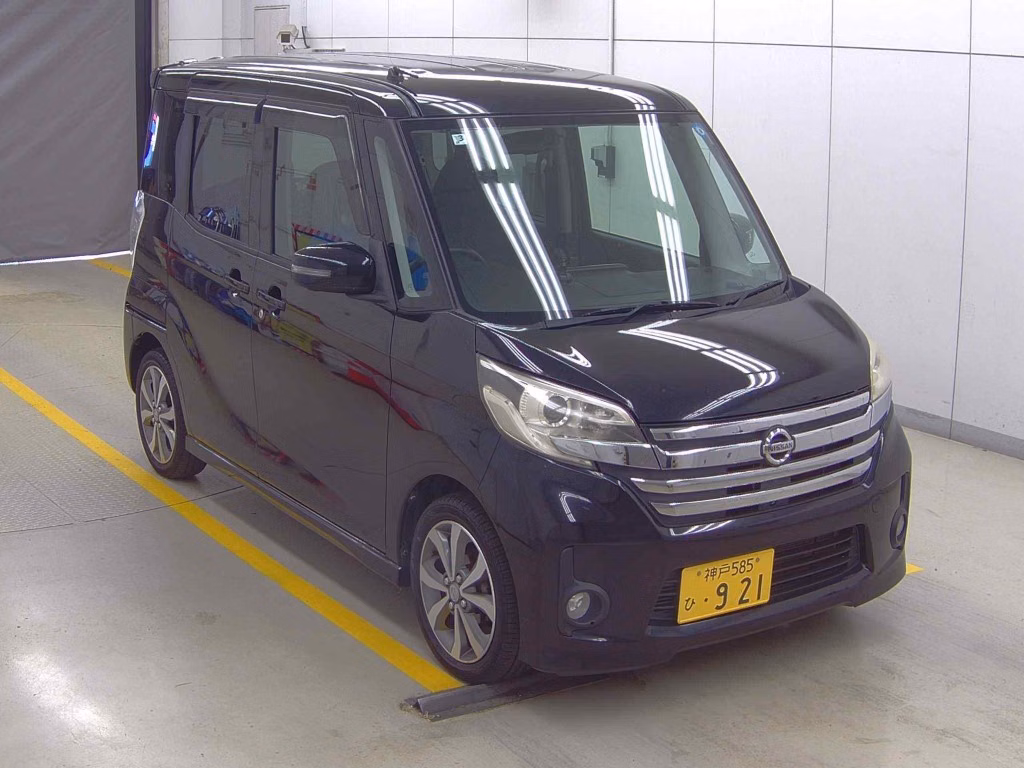 NISSAN DAYZ ROOX