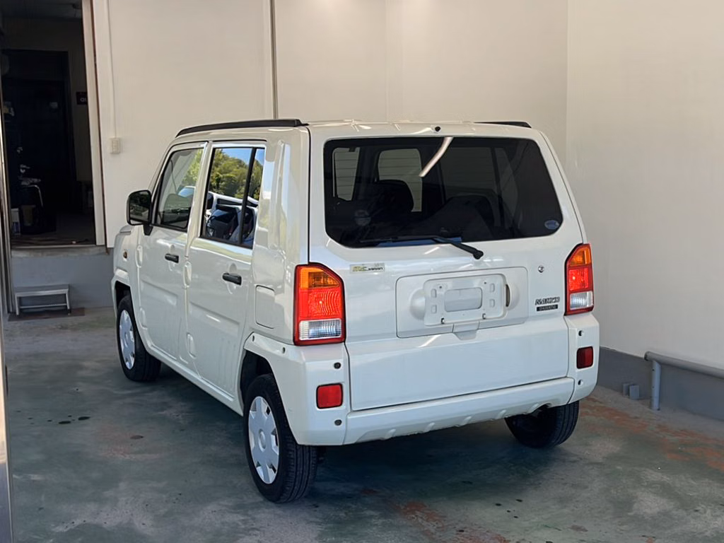DAIHATSU NAKED