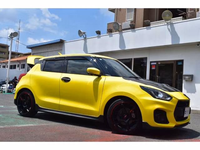 SUZUKI SWIFT