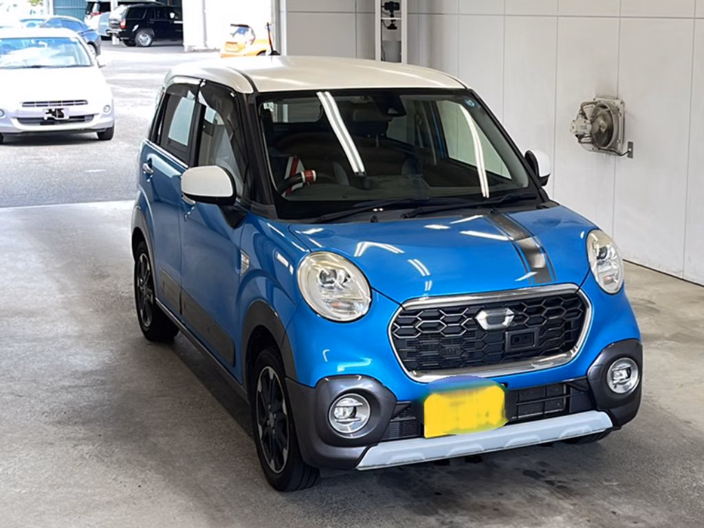 DAIHATSU CAST