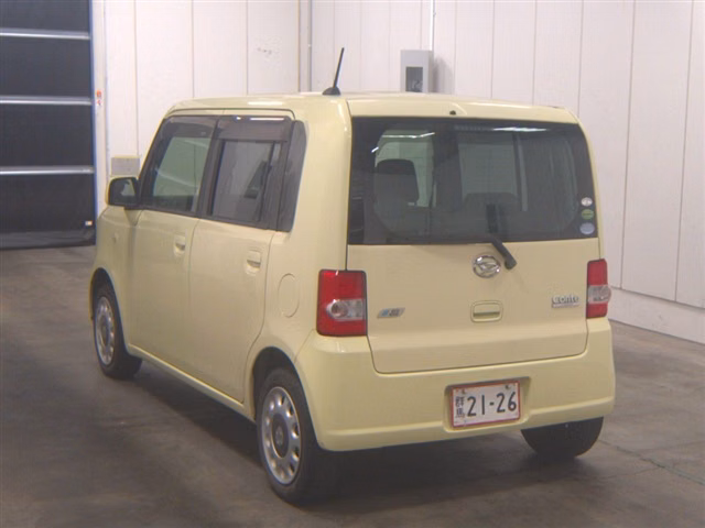 DAIHATSU MOVE CONTE