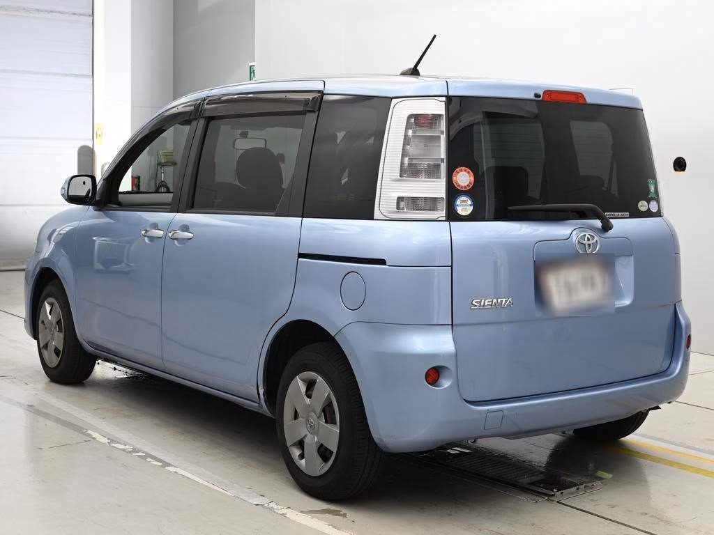 TOYOTA SIENTA