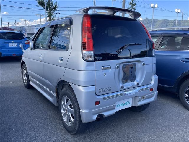 DAIHATSU TERIOS KID