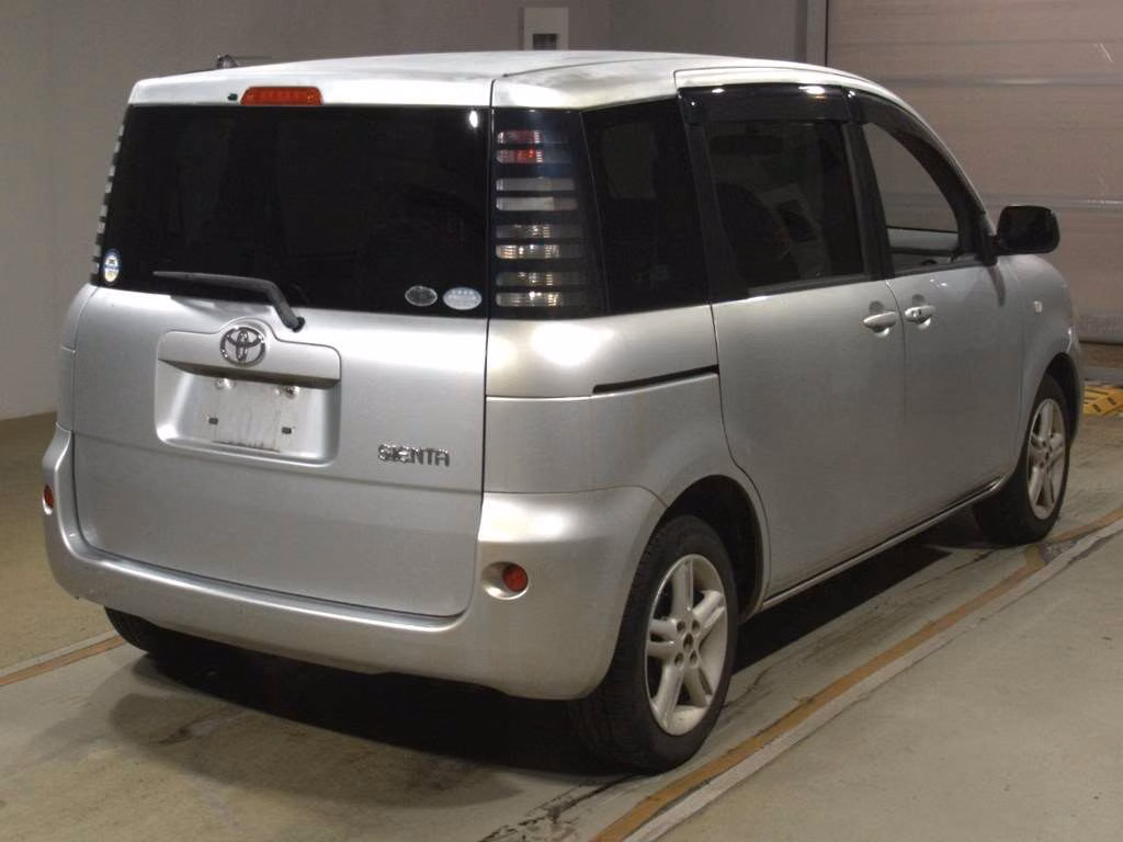 TOYOTA SIENTA