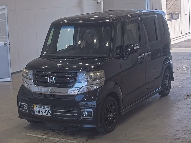 HONDA N-BOX