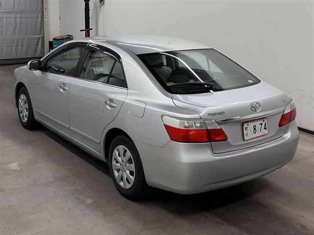 TOYOTA PREMIO