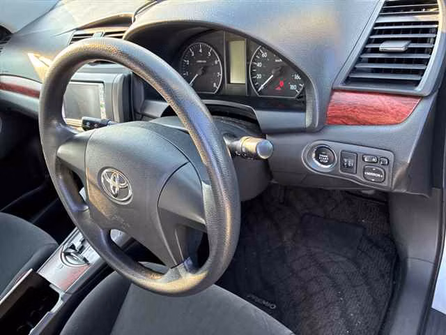 TOYOTA PREMIO