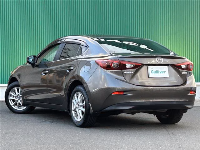 MAZDA AXELA