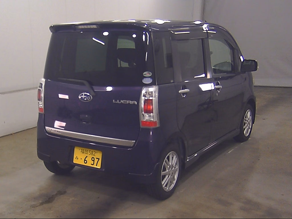 SUBARU LUCRA