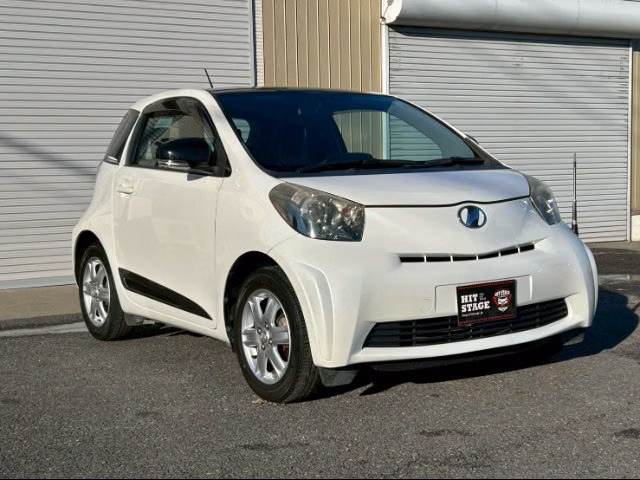 TOYOTA IQ